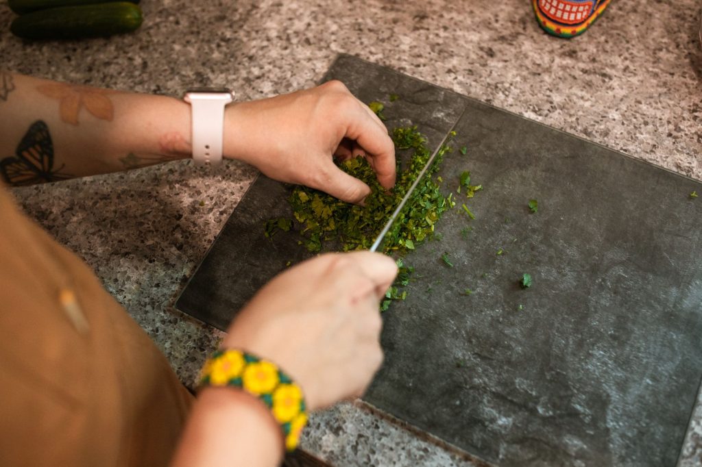 how to store fresh cilantro