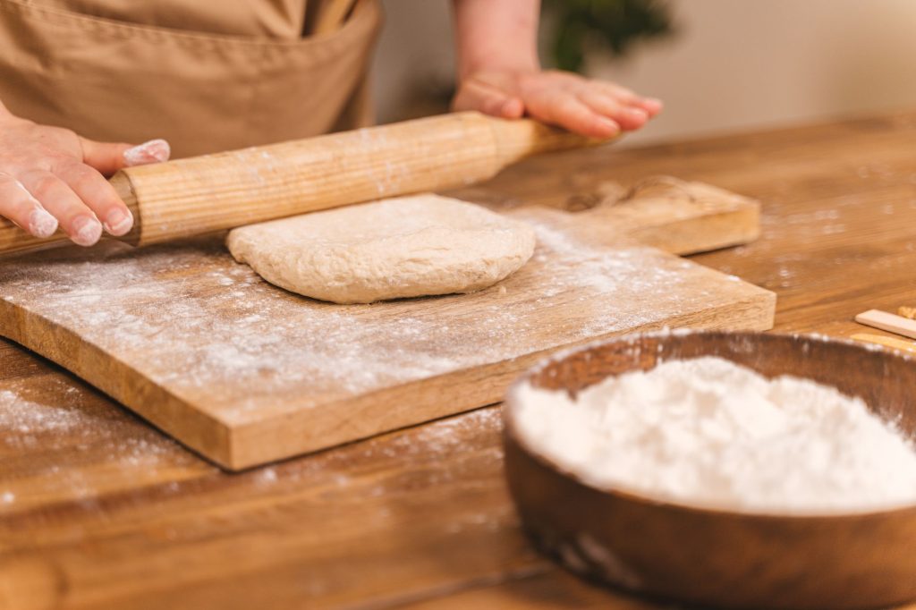 how long to cook pizza rolls in air fryer